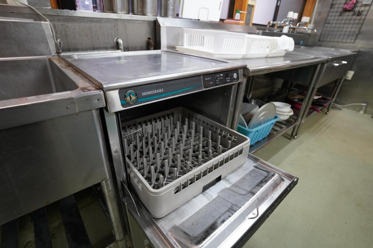 Hostel Murasaki Ryokan Такаяма Екстериор снимка