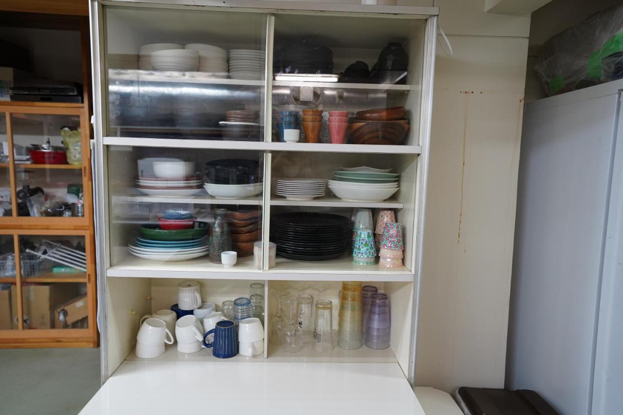 Hostel Murasaki Ryokan Такаяма Екстериор снимка