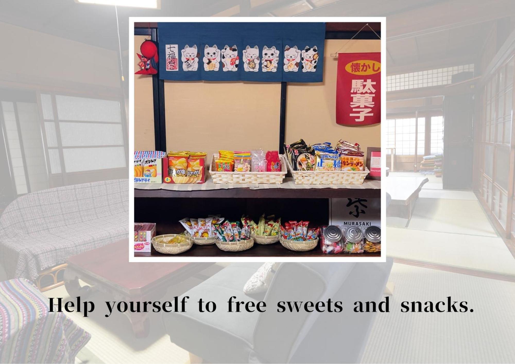 Hostel Murasaki Ryokan Такаяма Екстериор снимка