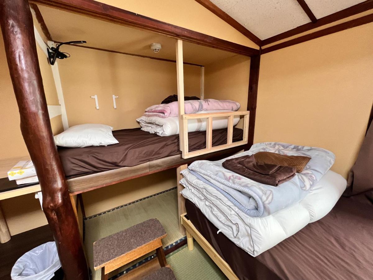 Hostel Murasaki Ryokan Такаяма Екстериор снимка