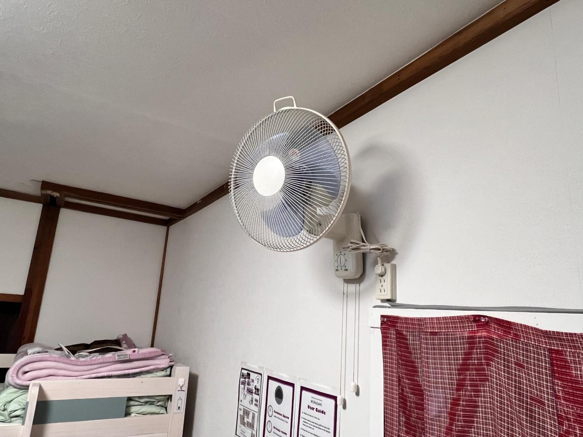 Hostel Murasaki Ryokan Такаяма Екстериор снимка