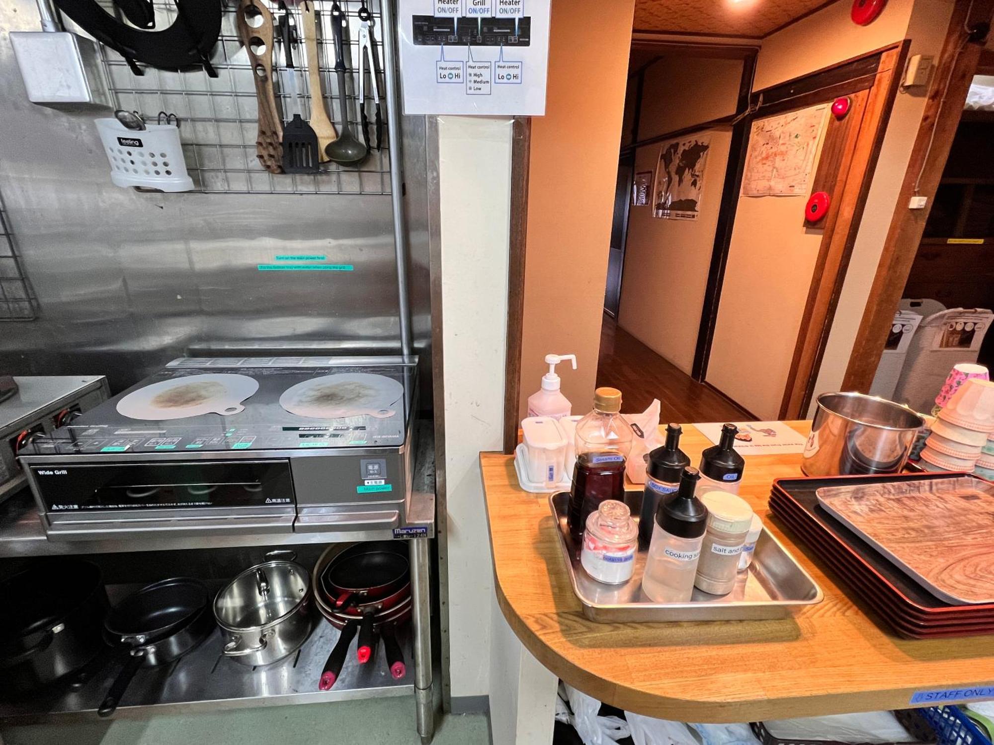 Hostel Murasaki Ryokan Такаяма Екстериор снимка